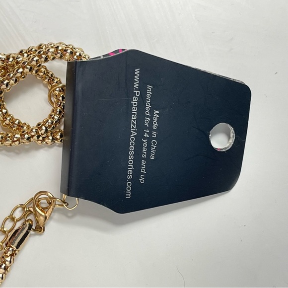 SET! Paparazzi Gold Chain Knot Necklace and matching Circle hook earrings - Picture 5 of 7